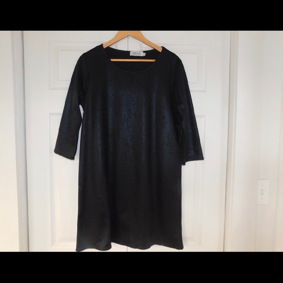 Black Dress - Picture 1 of 3